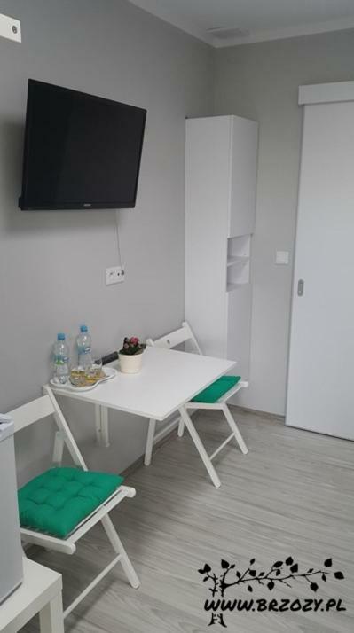 Отель Pod Brzozami - Pokoj 2-Osobowy Z Udogodnieniami Dla Niepelnosprawnych Устроне-Морске Экстерьер фото